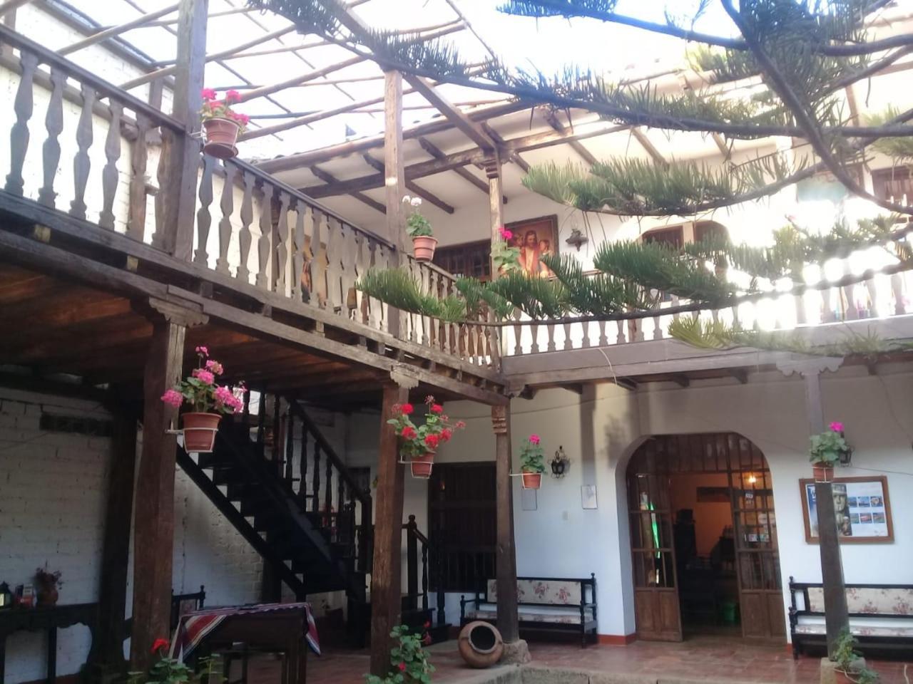 Fidelisima Hotel Chachapoyas Buitenkant foto