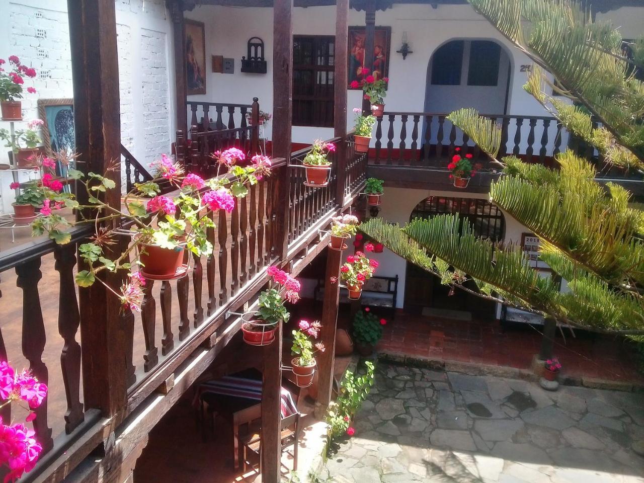 Fidelisima Hotel Chachapoyas Buitenkant foto
